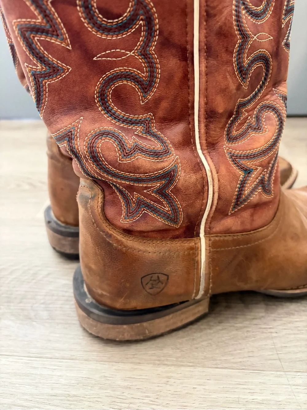 Ariat Brown Leather Men’s Boots size 10